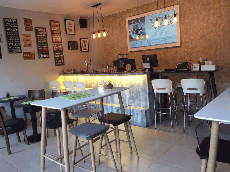 (Sold) Renovated Cafe In Upp Bukit Timah For Takeover ! Low Cost $$$ (Call 90670575)