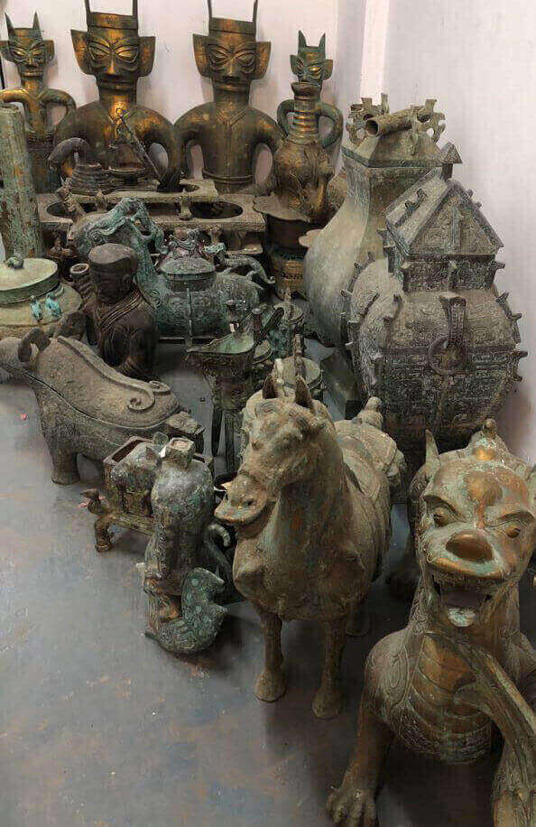 (Expired)Selling Over 300 Pieces Of Antiques And Collector Items Collections