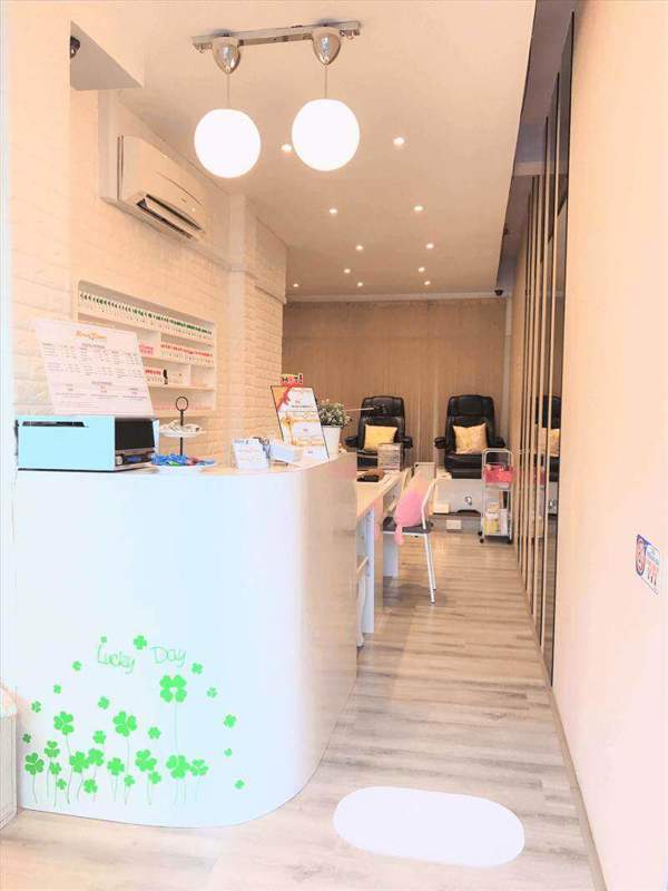 Nail Salon @ Upper Boon Keng Rd For Takeover
