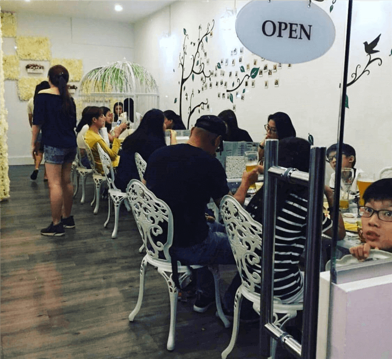 Popular Cafe For Sale At Bedok Call 82225731