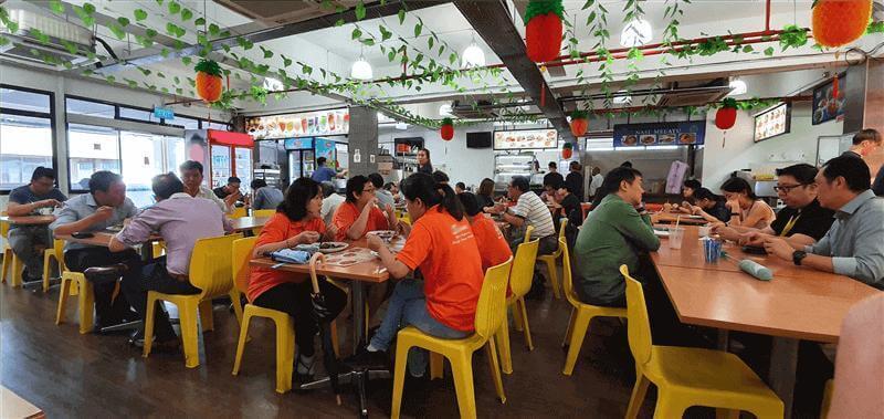 (Sold) Low Take Over Fees – 4 +1 Kallang Canteen / 4+1工业区食堂近麦波申路转让