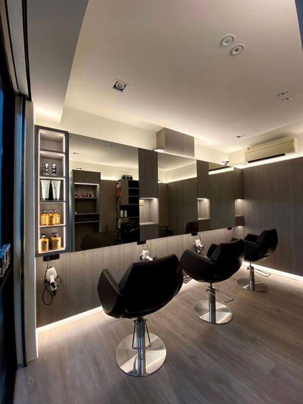 ★Hair Saloon for Takeover at Yishun ★义顺美发店低价转让 
