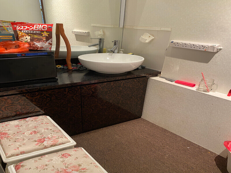 (Expired)S$5000 Beauty Salon For Takeover. 4 facial rooms, 2 wash rooms Call 90083036