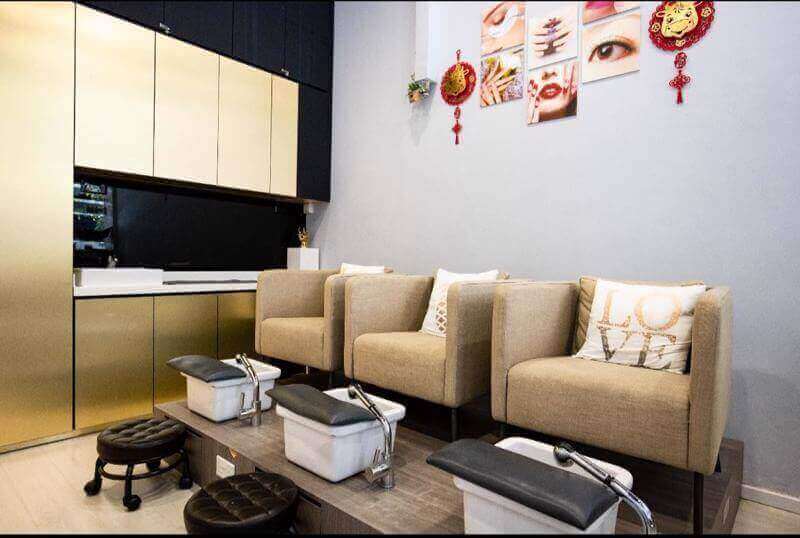 (Expired)Full Equip Of Manicure And Pedicure Salon For Sale/Takeover With Low Rent In CBD Area
