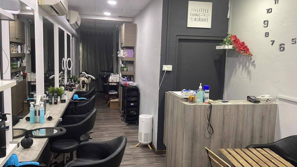(Expired)Saloon/ Barber For Sale