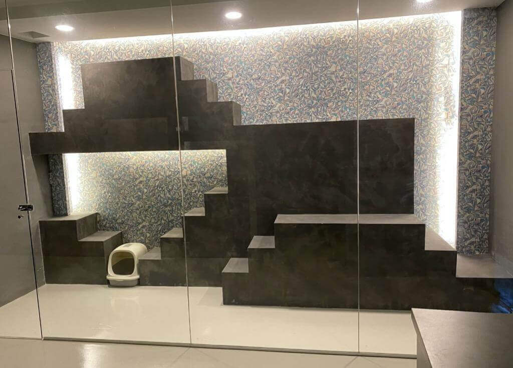 (Expired)2 storey renovated pet shop for take over