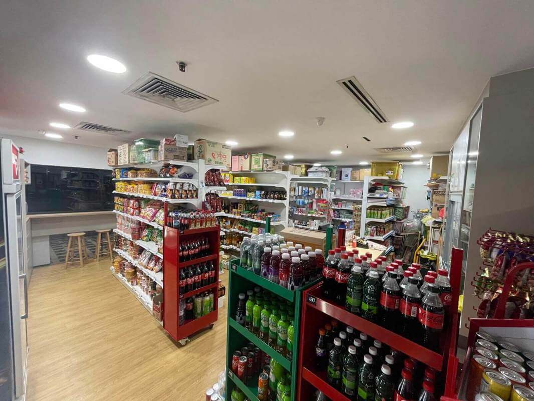 (Expired)Prime Location For Convenient Store, Right Between Two 5 Stars Hotel, 2 Office Buildings And 2 Condo