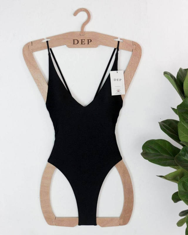 (Expired)Profitable Apparel E-Commerce Business For Sale Singapore