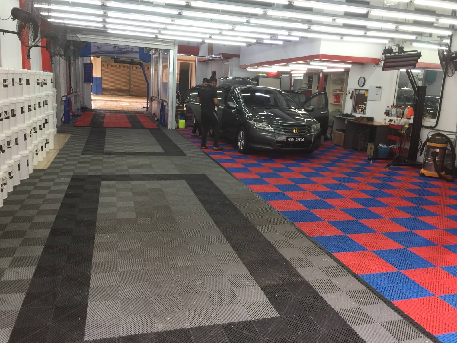 (Expired)Automatic Car Wash Ceramic Coating And Detailing