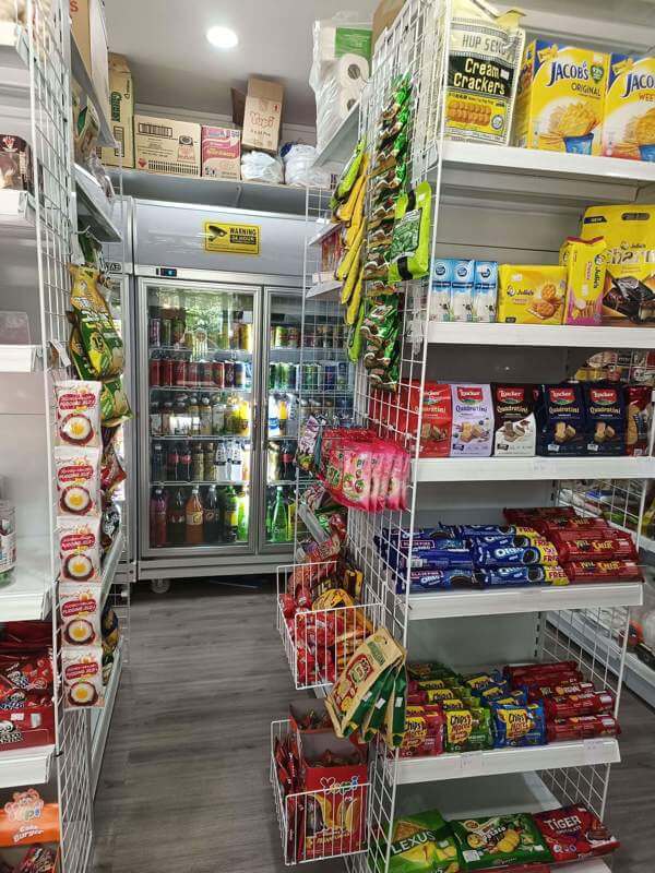 (On Hold)Condo Mini Mart To Take Over