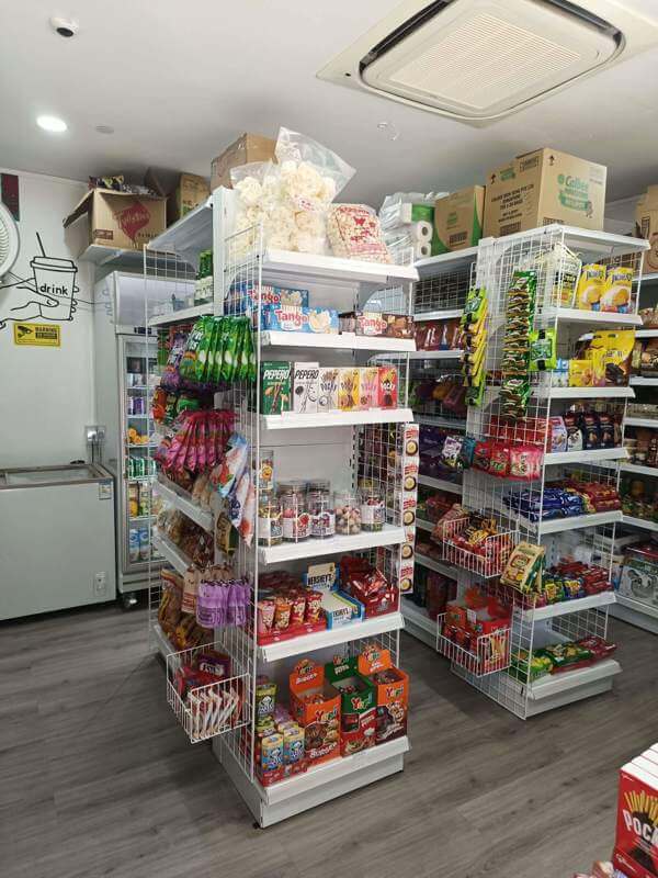 (On Hold)Condo Mini Mart To Take Over