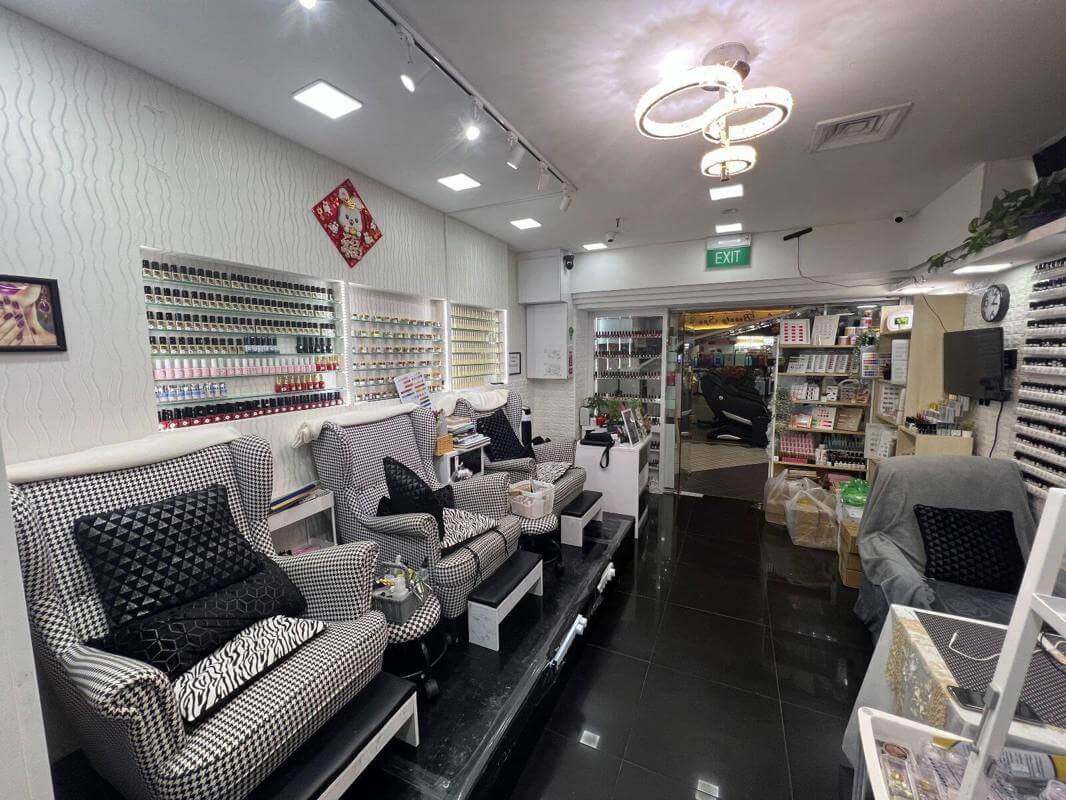 (Expired)City Plaza , Ground Floor With Premium Facing For Business Takeover.