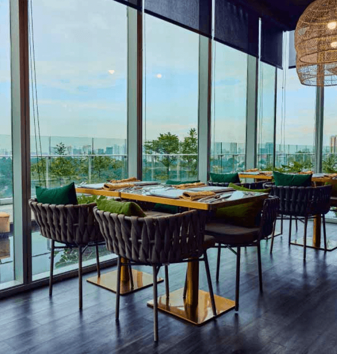 (Expired)【投资/招商】乌节路顶楼高级餐厅 ｜Casual Fine Dining ｜可做婚宴 ｜ 营收状态良好 ｜正现金流