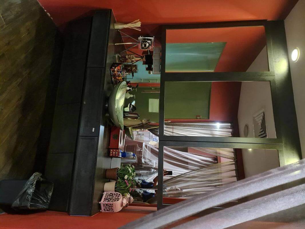 (Expired)Takeover Nicely Renovated Beauty Salon Only