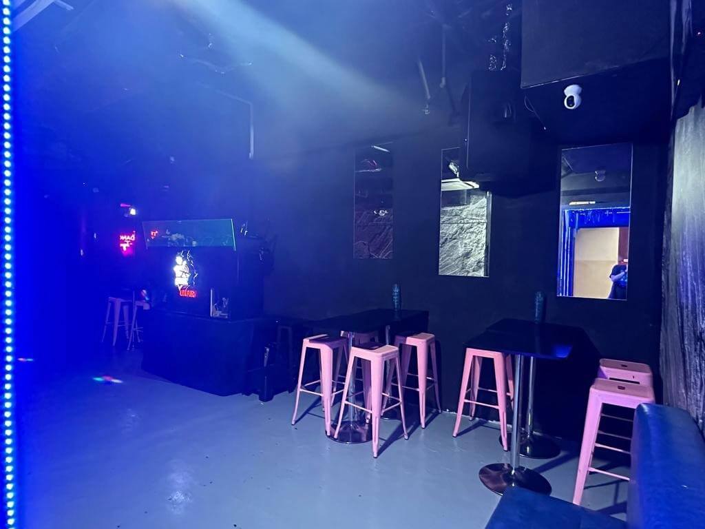 (Expired)Profitable Indian Nightclub For Sale. Lowest Rental In Market. With Bar, Dj Setup And Speakers