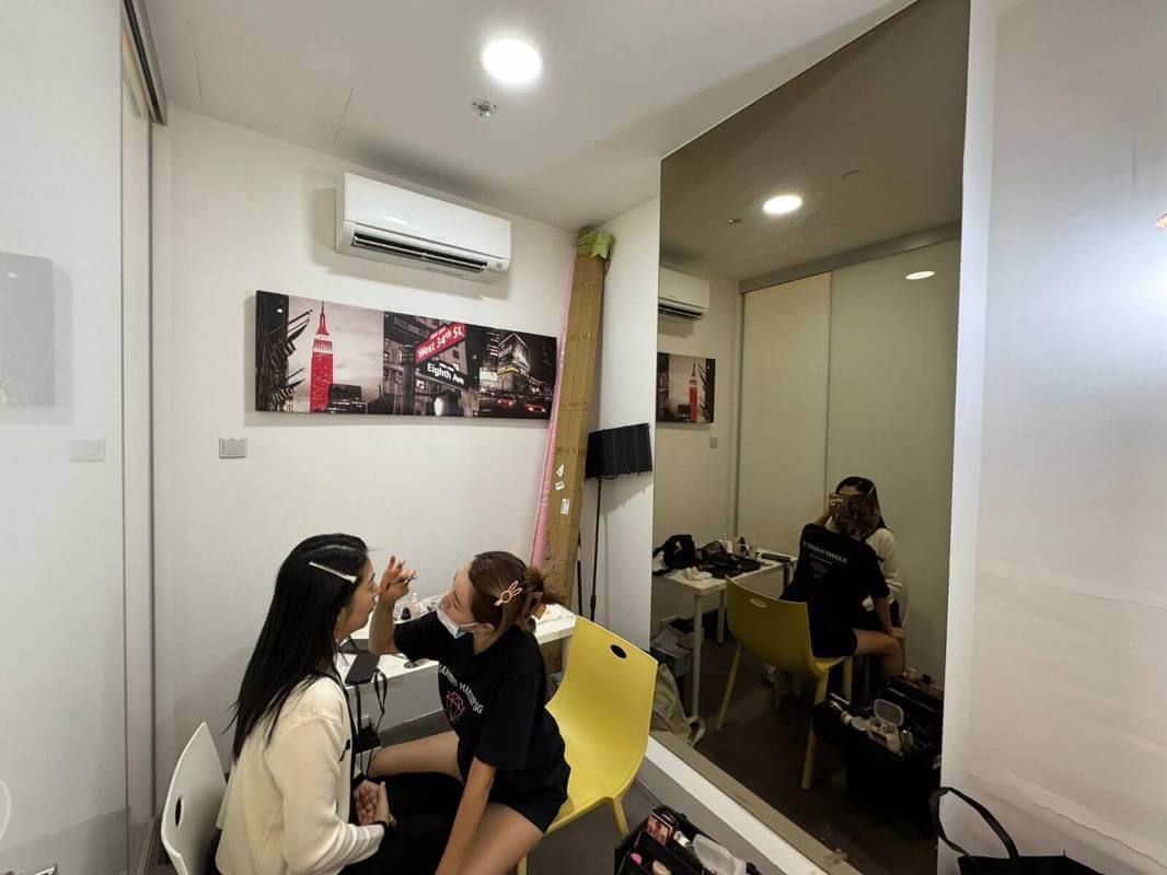 (On Hold)Singapore Broadcast, Photograph Studio For Sales