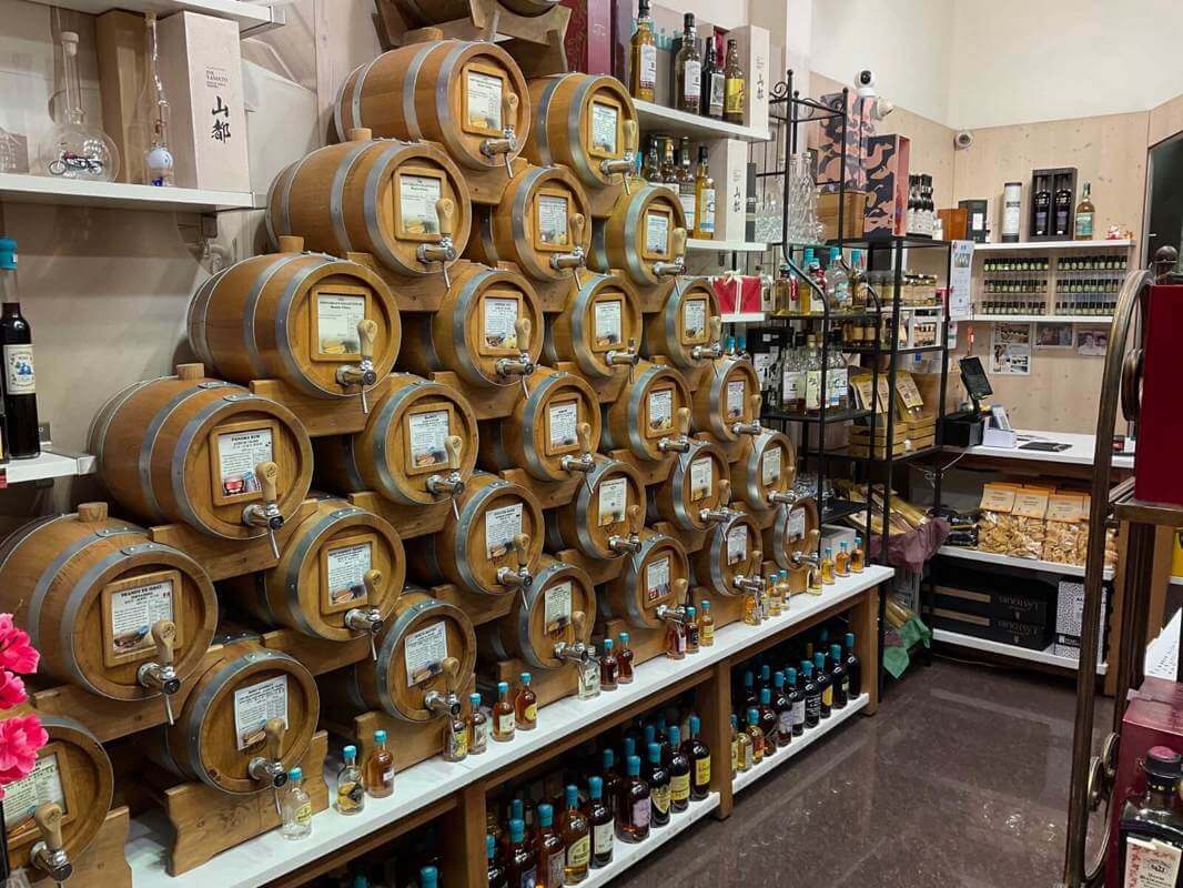 (Expired)Seize The Opportunity: Takeover An Established Retail Franchise Concept At Ion Orchard