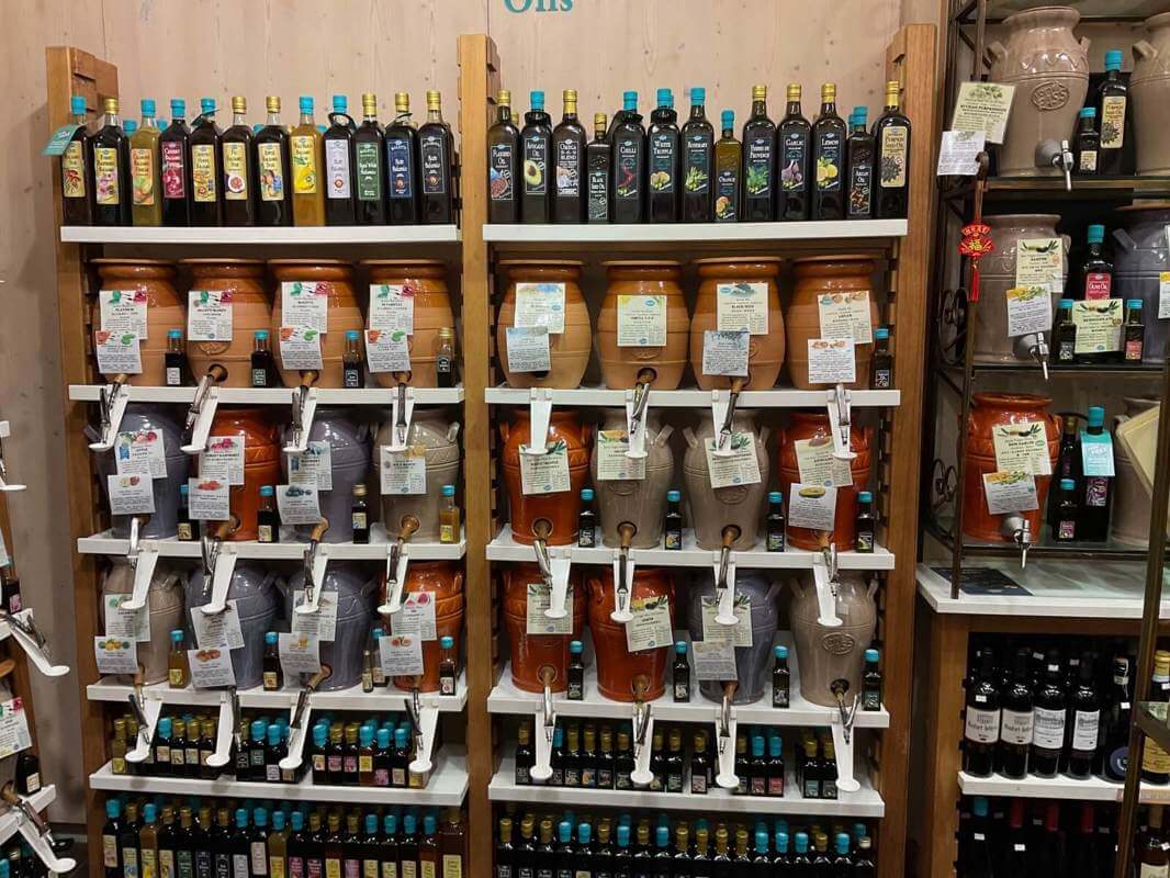 (Expired)Seize The Opportunity: Takeover An Established Retail Franchise Concept At Ion Orchard