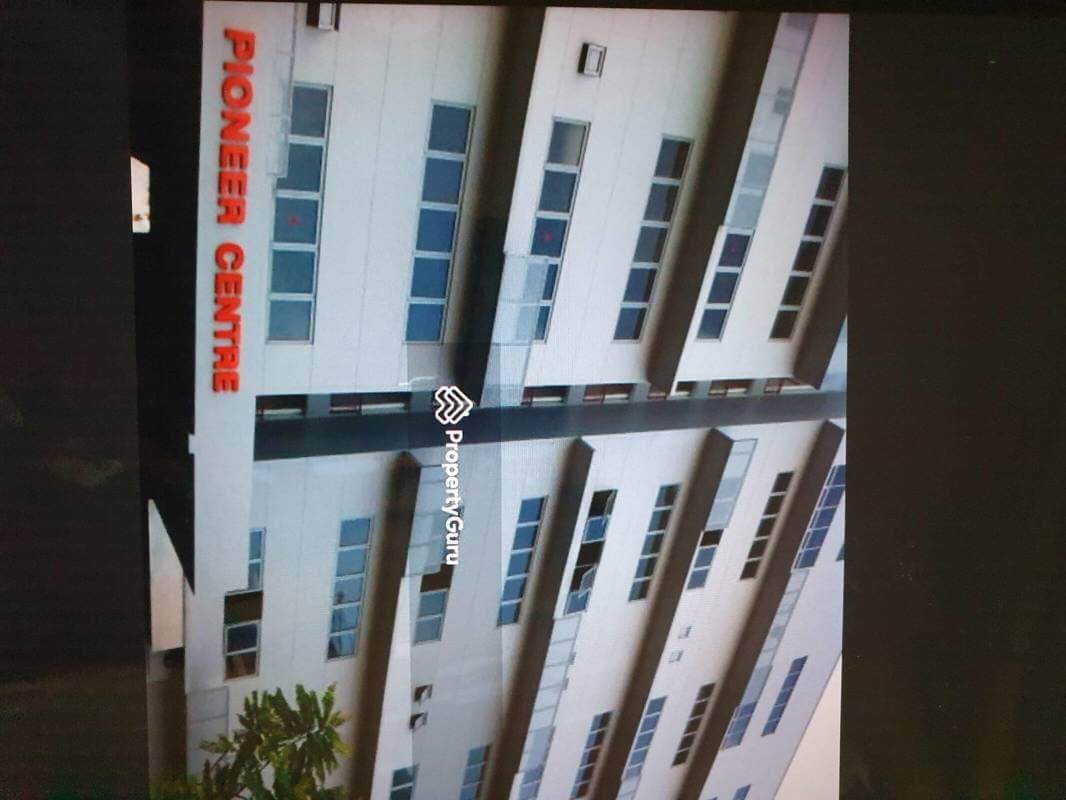 B2 Ramp Up Factory Walk To MRT