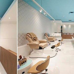 (On Hold)Profitable Facial Salon (Franchise) For Takeover
