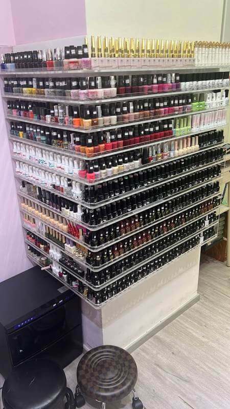 (Sold) 10 Years Operation Nail Salons For Takeover