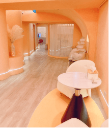 (Expired)Beautifully Renovated And Popular Beauty Clinic Looking For Entrepreneur/Takeover