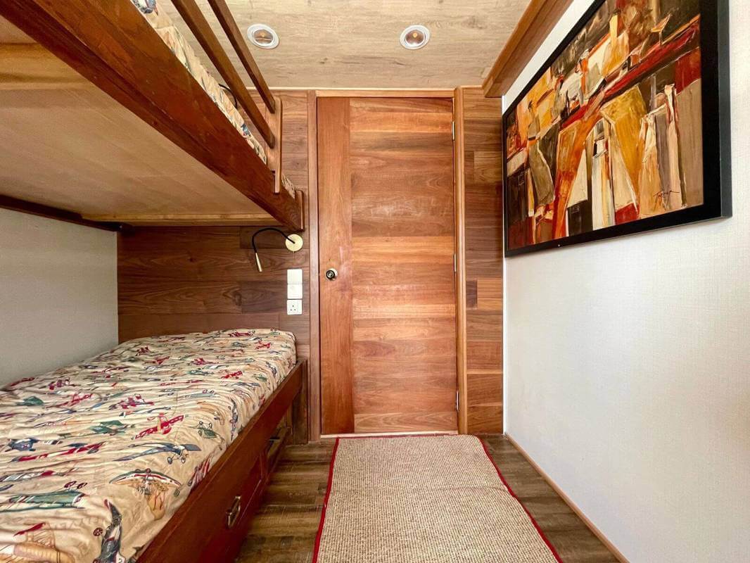 (Expired)Super Yacht Shares - Lets Go "Crazy Rich"