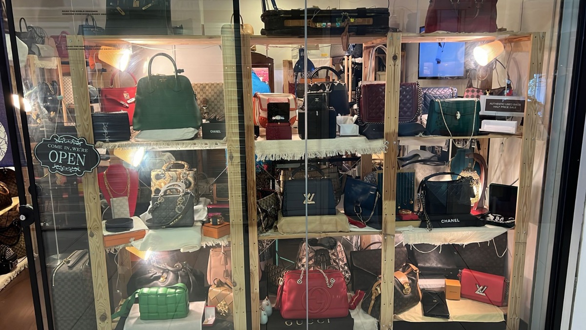 (Expired)Branded Secondhand Leather Goods Shop For Takeover
