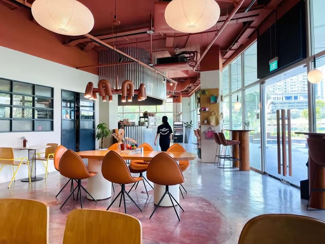 (Expired)Full Cafe/Restaurant With Ora In City Fringe For Low Takeover