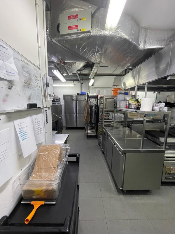 (Expired)Full Cafe/Restaurant With Ora In City Fringe For Low Takeover