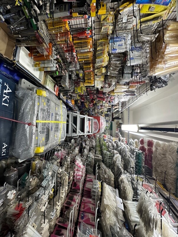 (Expired)Hardware Store For Takeover!