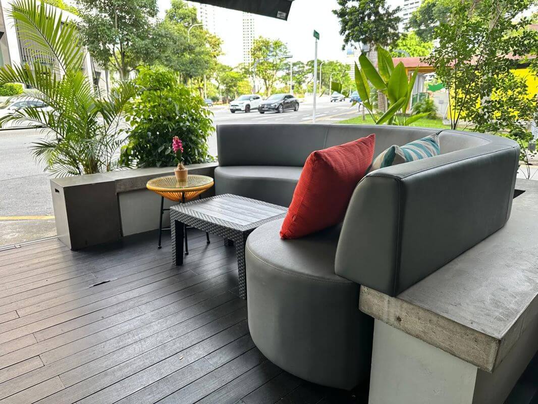 (Expired)Fully Fitted Modern Fusion F&B For Takeover In River Valley / 位于里峇峇利现代融合餐厅转让