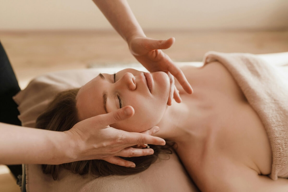 High Growth Massage Spa Business For Sale! (License: Category One)