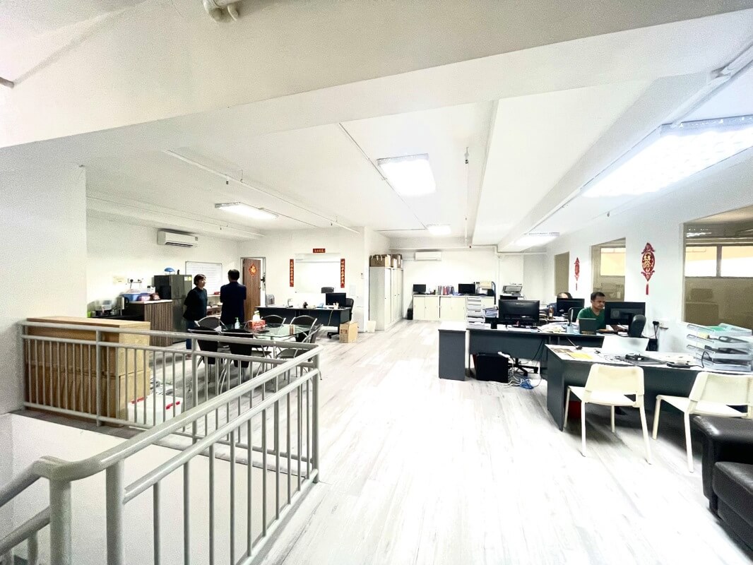 Ground Floor Corner Unit With Mezzanine Floor