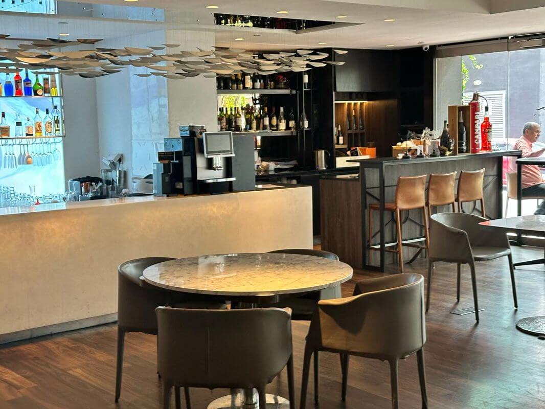 (Expired)Rare F&B Opportunity In Prestigious Location- City Hall