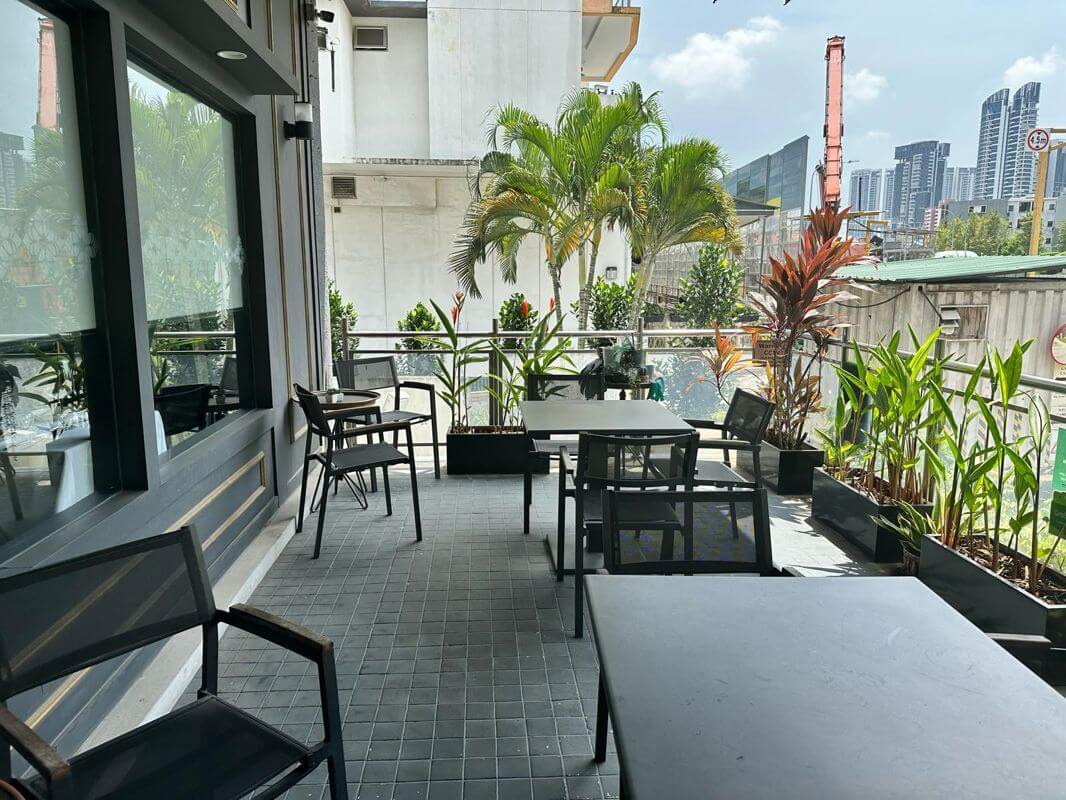 Beautifully Fitted Restaurant In The Heart Of Novena. Main Road Frontage.1 Min Walk To Mrt.
