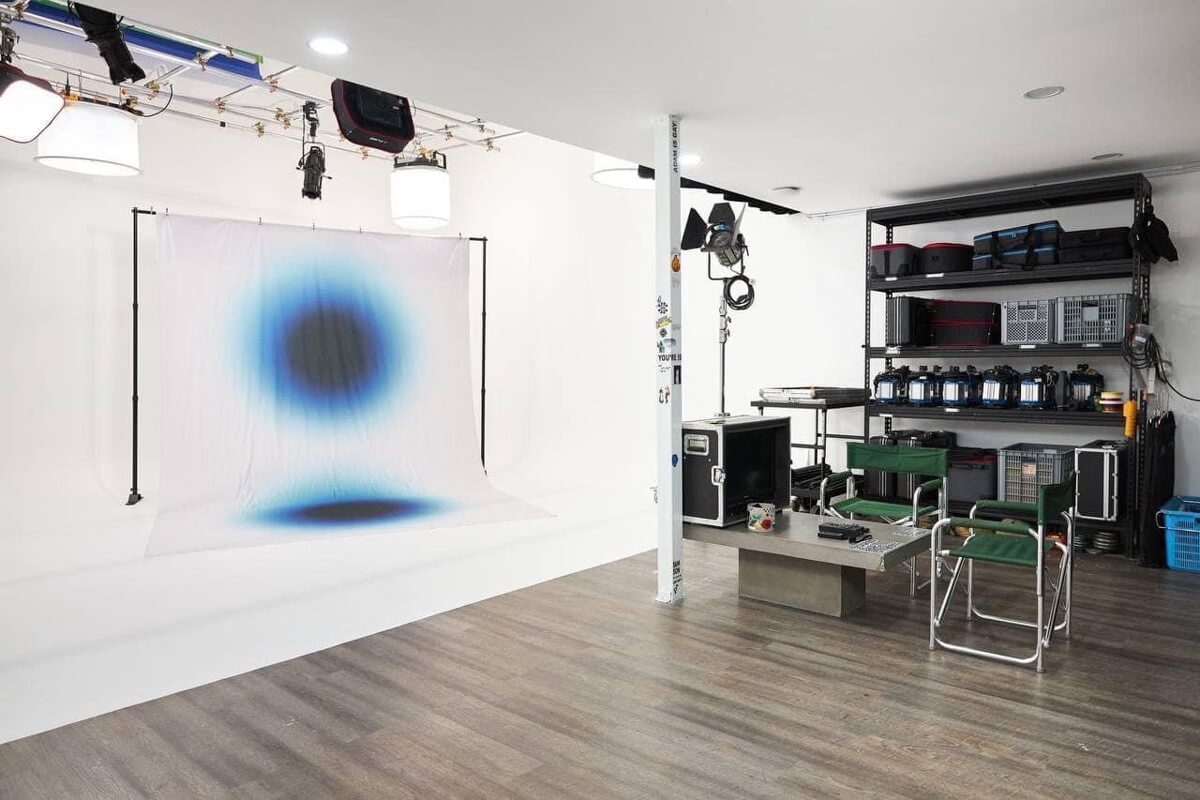 (Expired)Photography / Videography Studio Rental For Sale