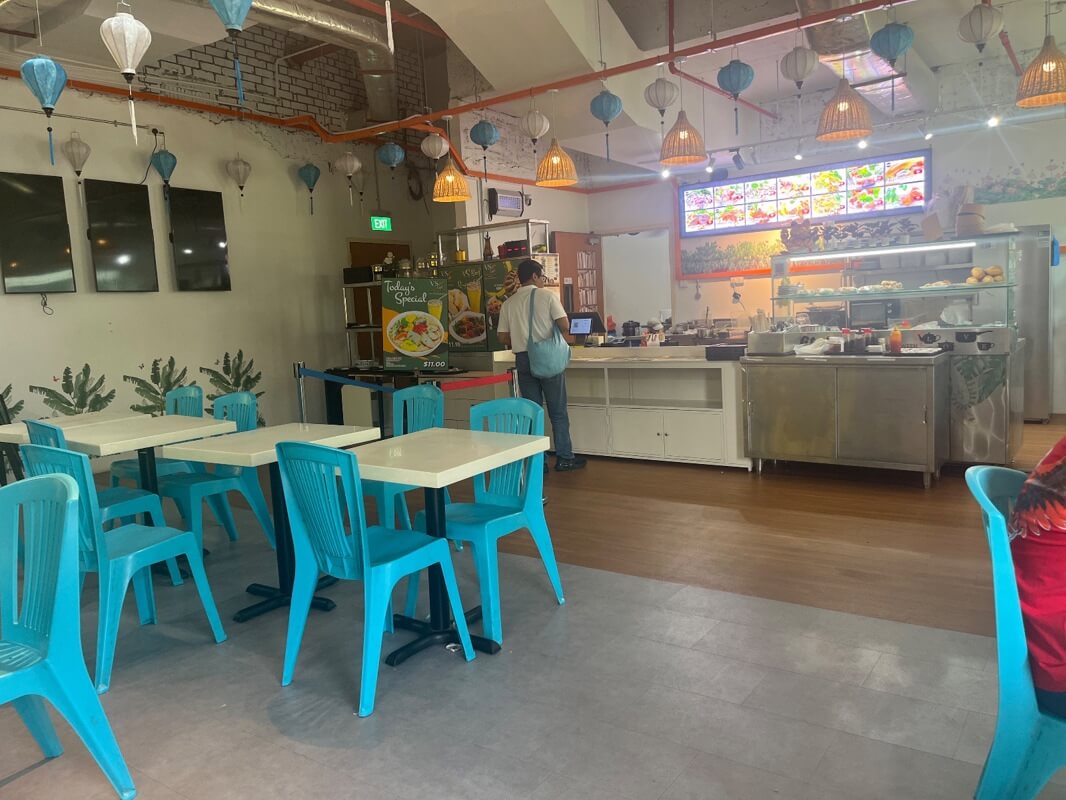 (Expired)Spacious, Crowded Asean Restaurant For Take Over