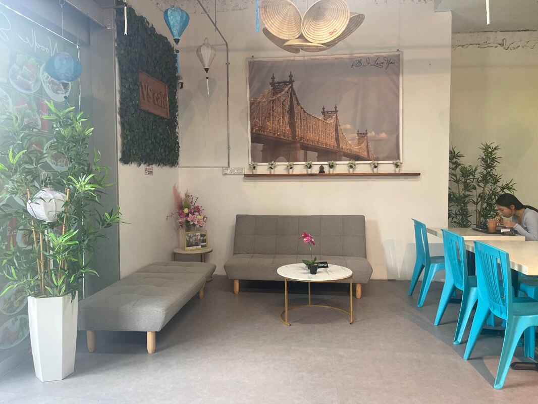 (Expired)Spacious, Crowded Asean Restaurant For Take Over