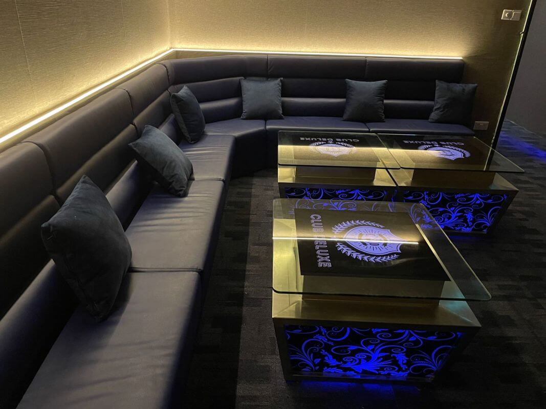 (Expired)Night Clubs And KTV Concept For Takeover