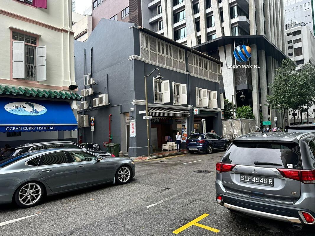 (Expired)Corner Ground Floor F&B Shophouse- Prominent Double Frontage/ Super Heavy Human Traffic