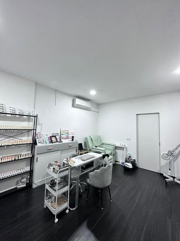 (Expired)Hair & Beauty Salon For Sale