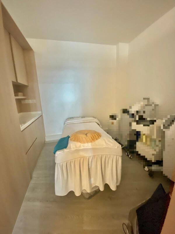 (Expired) Ground Floor Beauty Salon/Aesthetics Clinic In Town for Takeover at S$10,000 Clarke Quay MRT