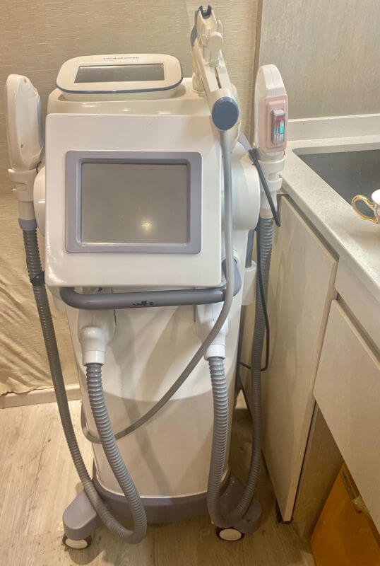 (Expired)Ang Mo Kio Ground Floor Beauty Salon For Takeover