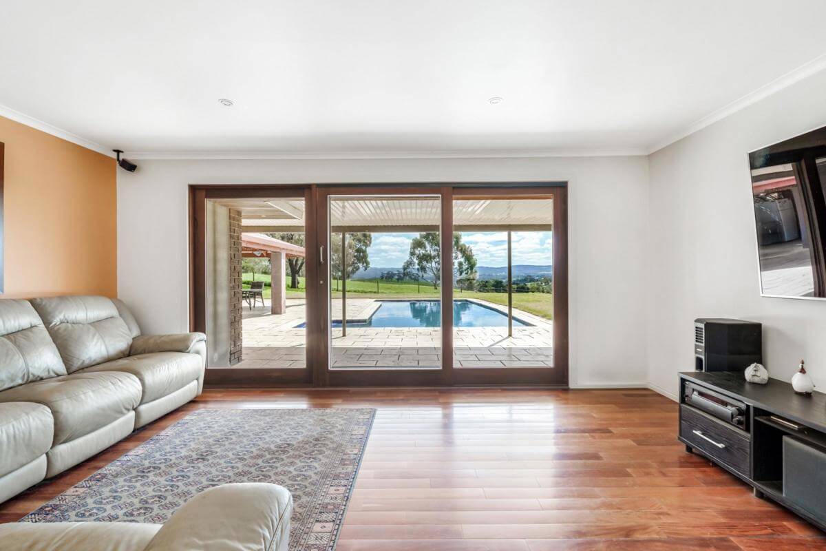 Urban life with rural feeling