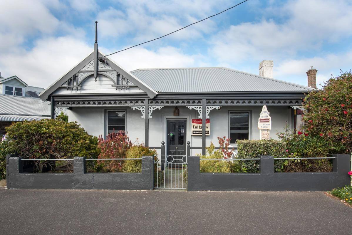 Rare Freehold Outstanding Short Term Rental Cottages+Passive Rent From Cafe