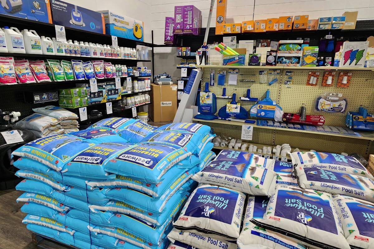 CAMPING & FISHING RETAIL STORE