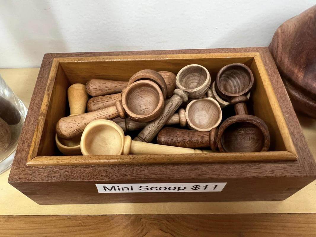 Long-Established Wooden Retail Business in Scenic Kangaroo Valley - Your Dream Business Awaits!