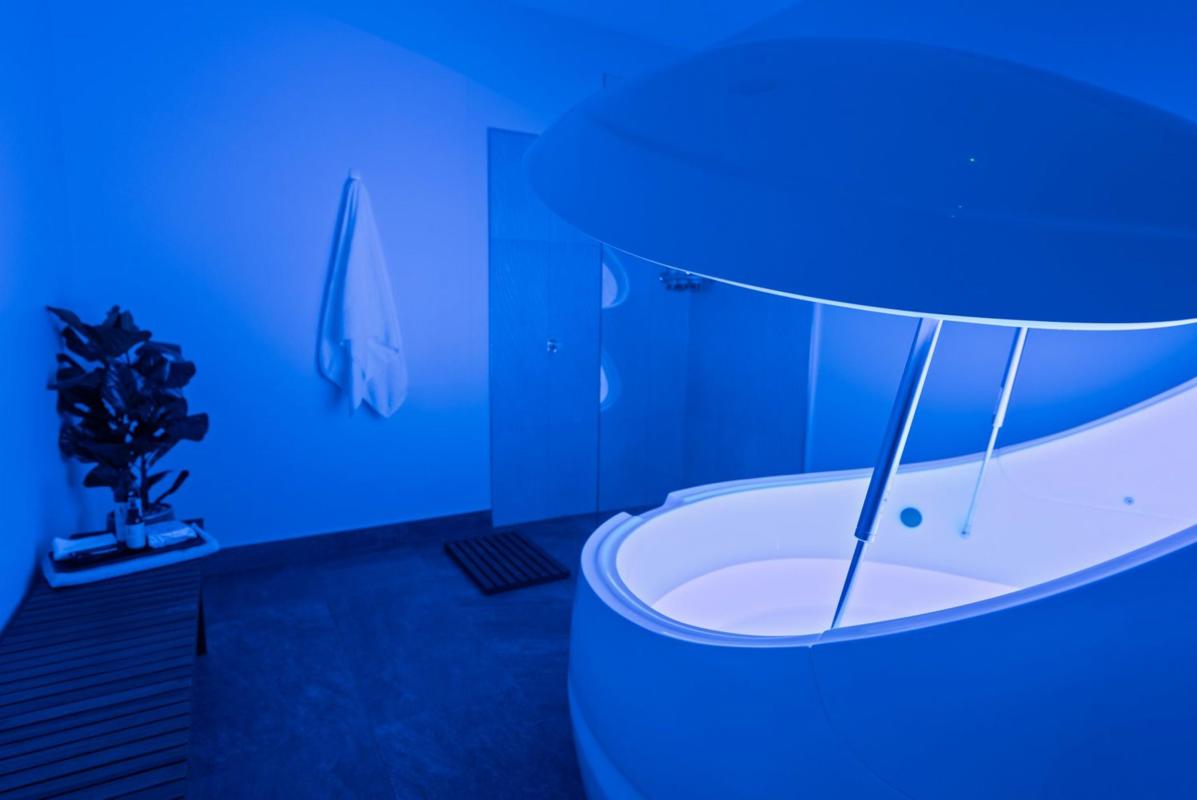 Price Drop-Chattels Sale Excellent Location 5 Consulting Rooms and 2 x Floatation Pods