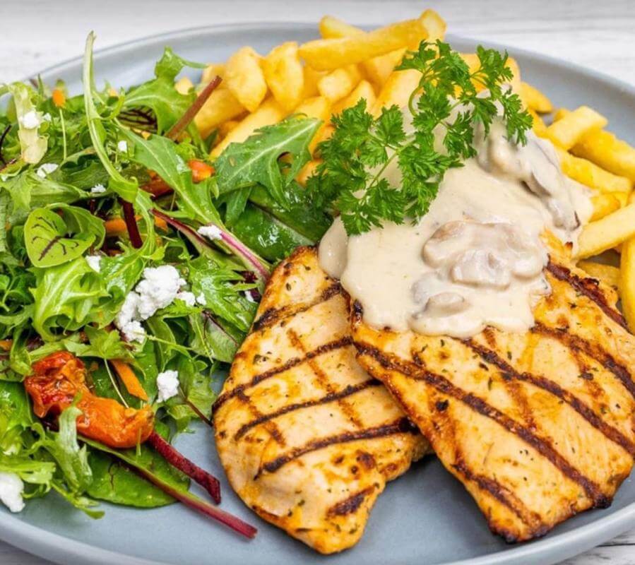 Casual dining franchise restaurant, in busy Rhodes Waterside Centre!